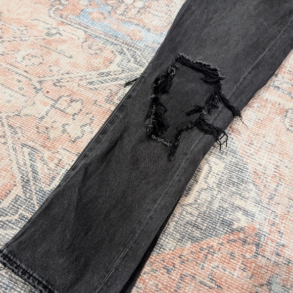 Pistola Keaton Distressed Jeans - Picture 3 of 6